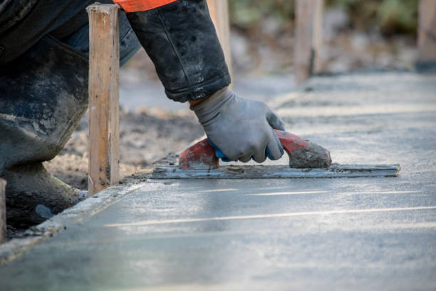 Best Concrete Sidewalk Installation in Home Garden, CA